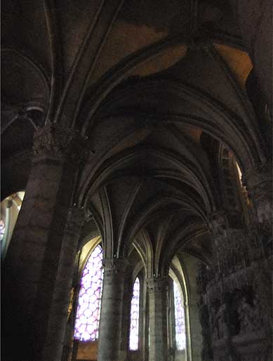 chartres072432.jpg