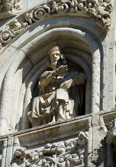 chartres072475.jpg