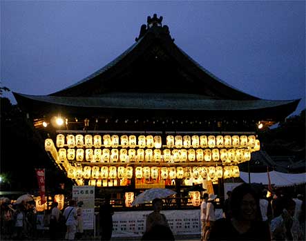 gion716e.jpg
