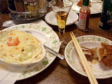 神谷バーで電気ブラン、エビグララン、串カツ