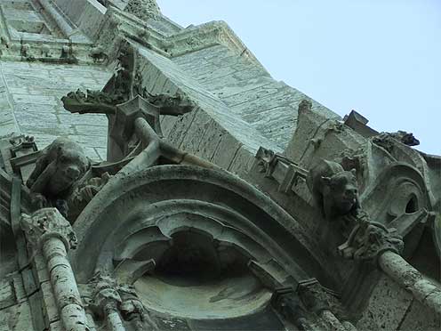 chartres072444.jpg