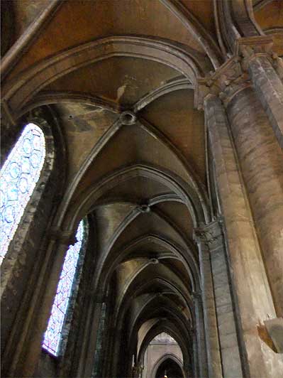 chartres072467.jpg