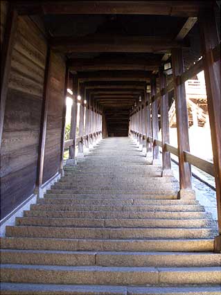 二月堂の階段