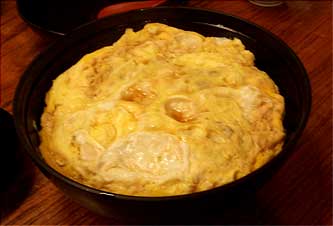 玉ひで 元祖親子丼(明治)