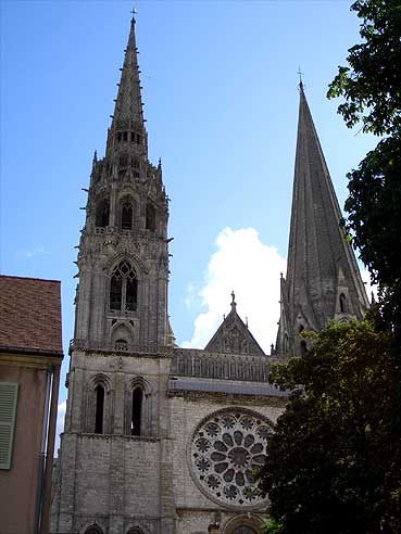 chartrescath3.jpg