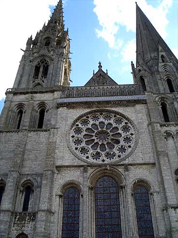 chartrescath6.jpg